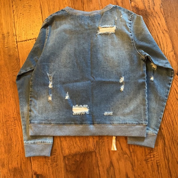 Top - Picture 4 of 4